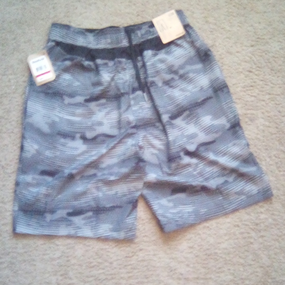 NWT Reebok Slim Fit Short Casual y2k Pant Man Size Small